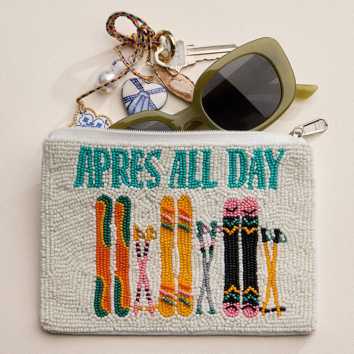 Seed Beaded Apres Ski Coin Pouch | Ski Resort Coin Pouch: MT / ONE