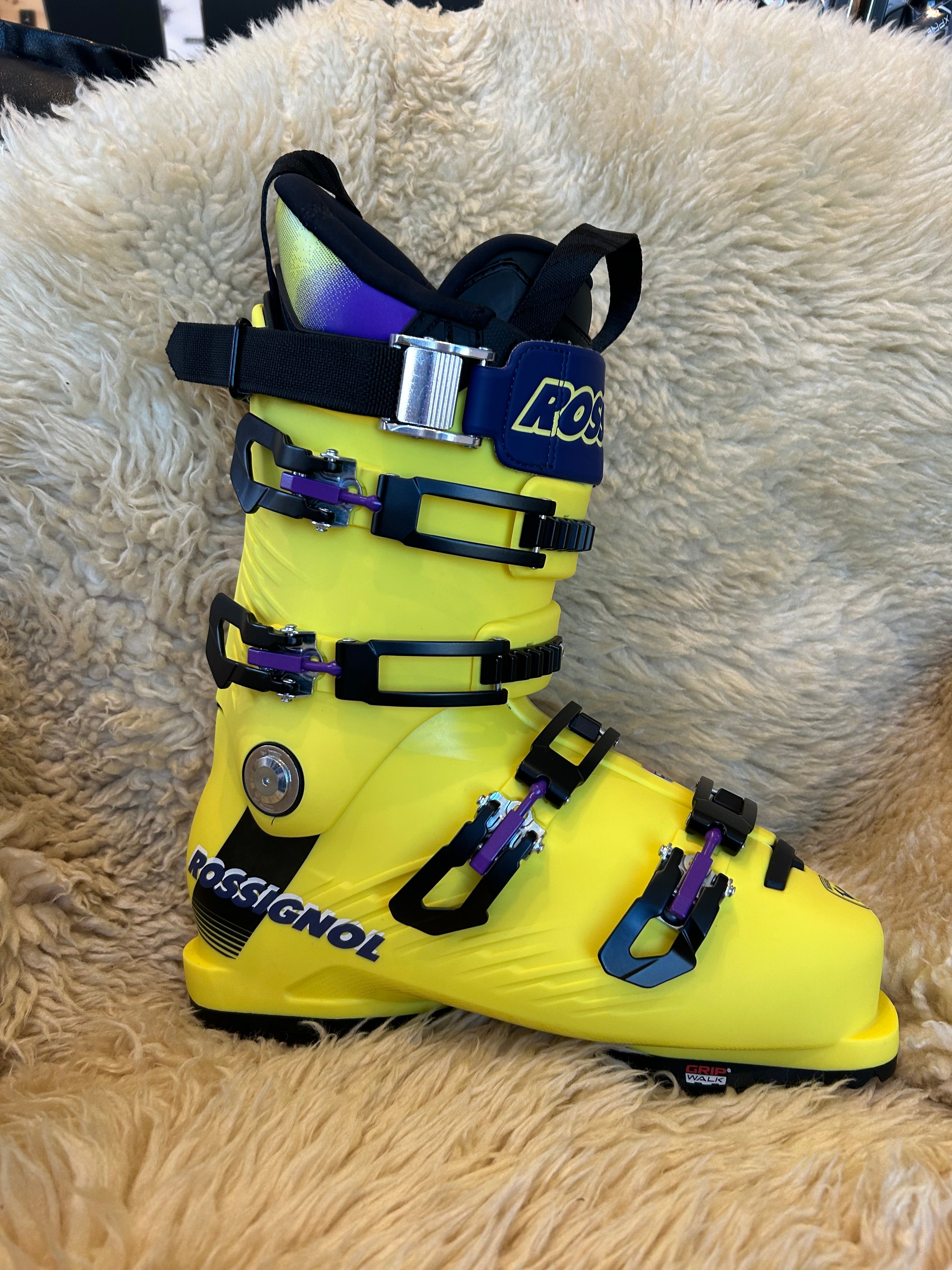 Featured Skis